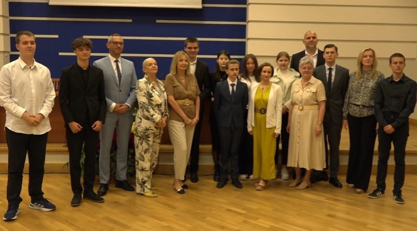 wloclawek rama mlodziezowa